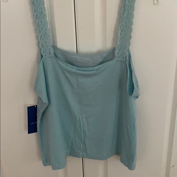 Top - Picture 3 of 3